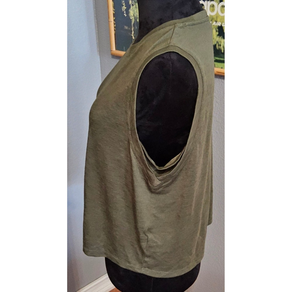 Athleta Olive Green Sleeveless Tank Top Women Large Athleisure Basic‎ Minimalist - Picture 5 of 6